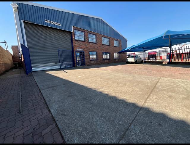 625M² WAREHOUSE TO LET IN SEBENZA